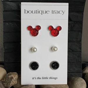 Trio Dainty Earrings IT’S THE LITTLE THINGS Card